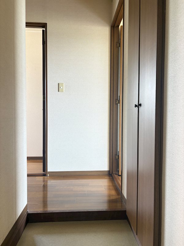 サンシャイン大東Ⅱ 玄関