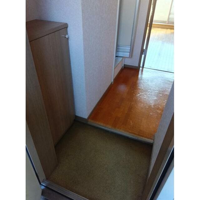 コスモハイツ 玄関