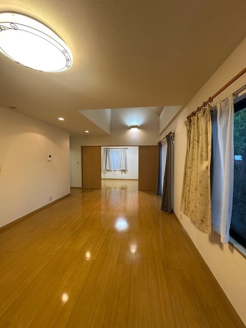 能見台ヒルズC棟 リビング