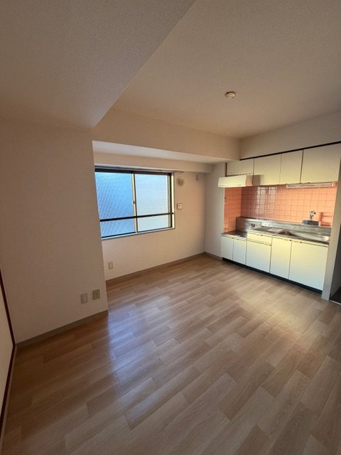 港南台コーポラス リビング