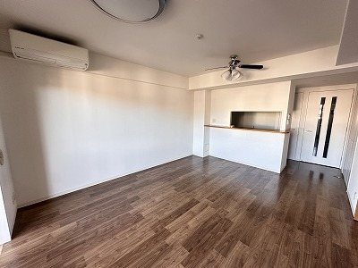 ライオンズガーデンテラス鎌倉山崎 リビング