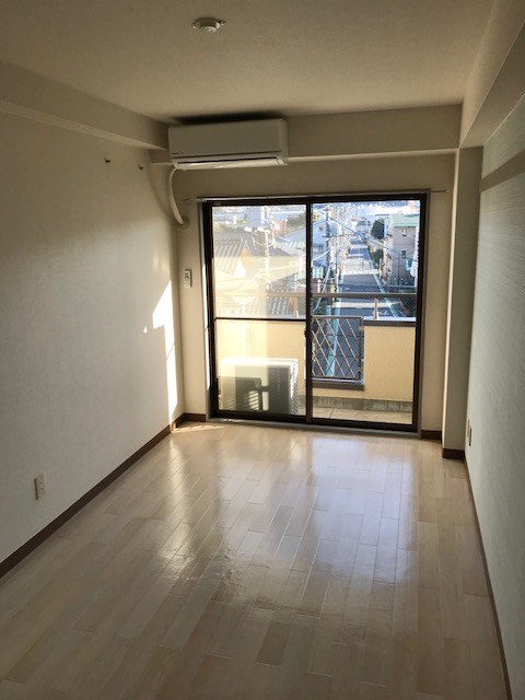 輝ビルⅠ ベッドルーム