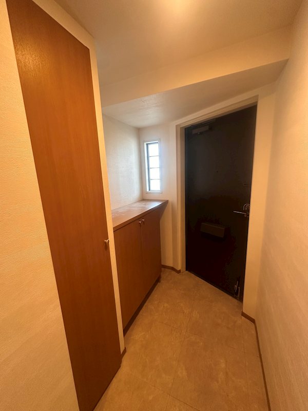 ヴェルレージュ本郷台 玄関