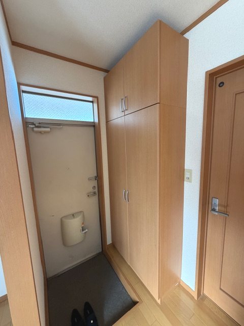 コートプレシャス 玄関