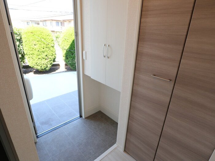 ルミエール 玄関