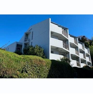 リリファ本郷台 402号室 外観