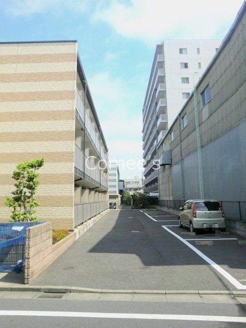 二幸 駐車場