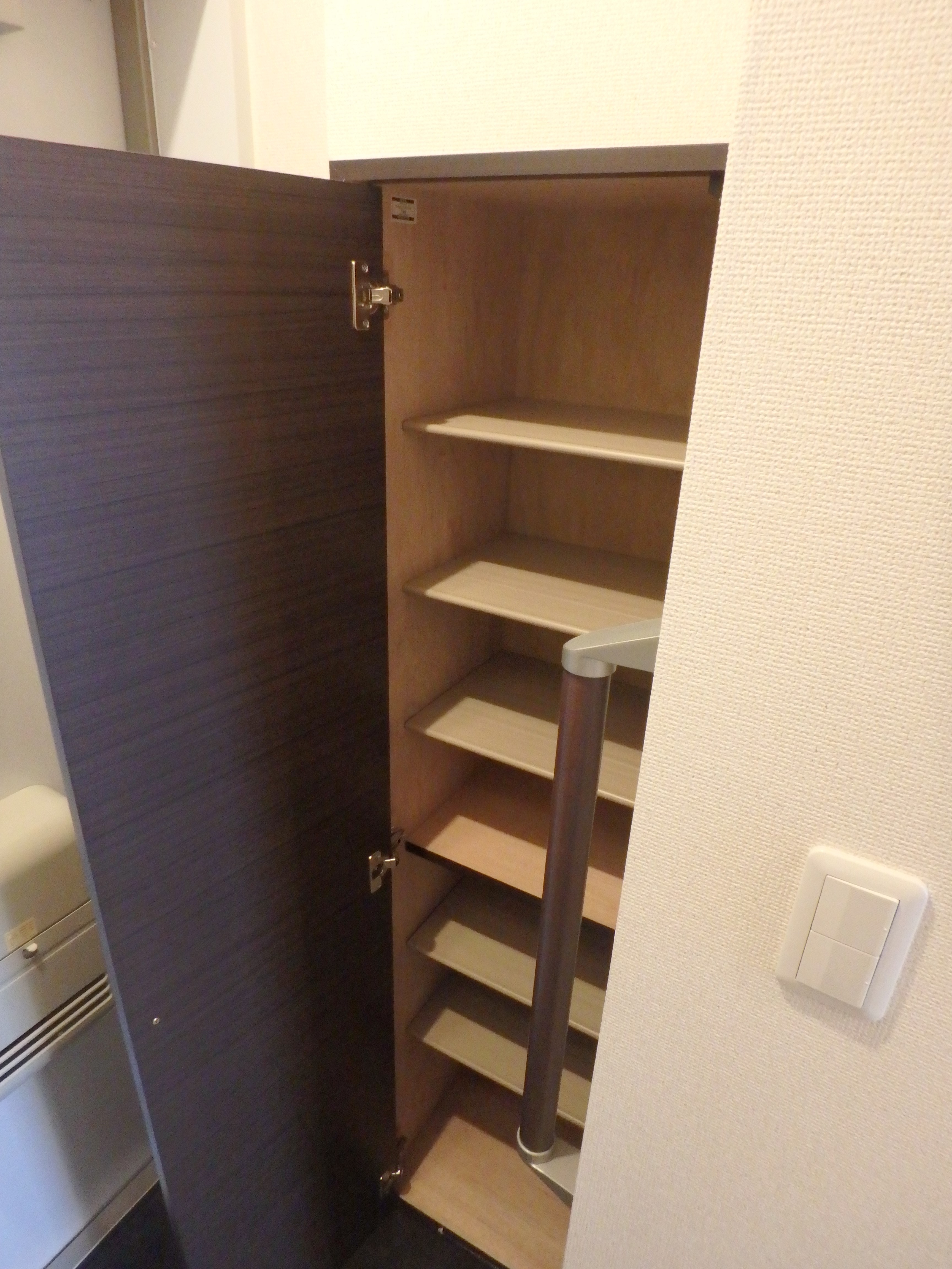 南品川ハイツⅢ【告知事項部屋あり　204】 玄関