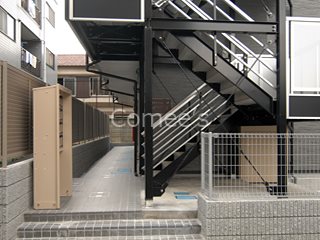 アルメリア エントランス