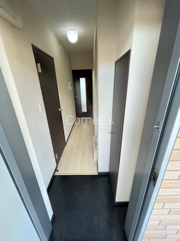 ファーストワイズ 玄関