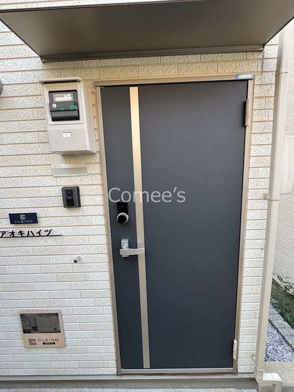 アオキハイツ 玄関