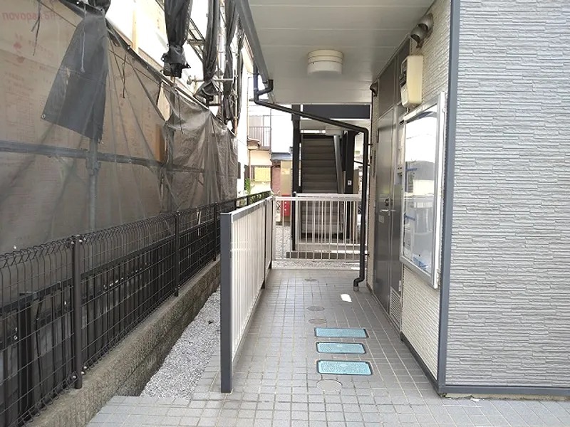 宿河原  エントランス