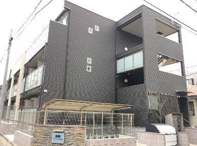 リヴェール西寺尾 301号室 外観
