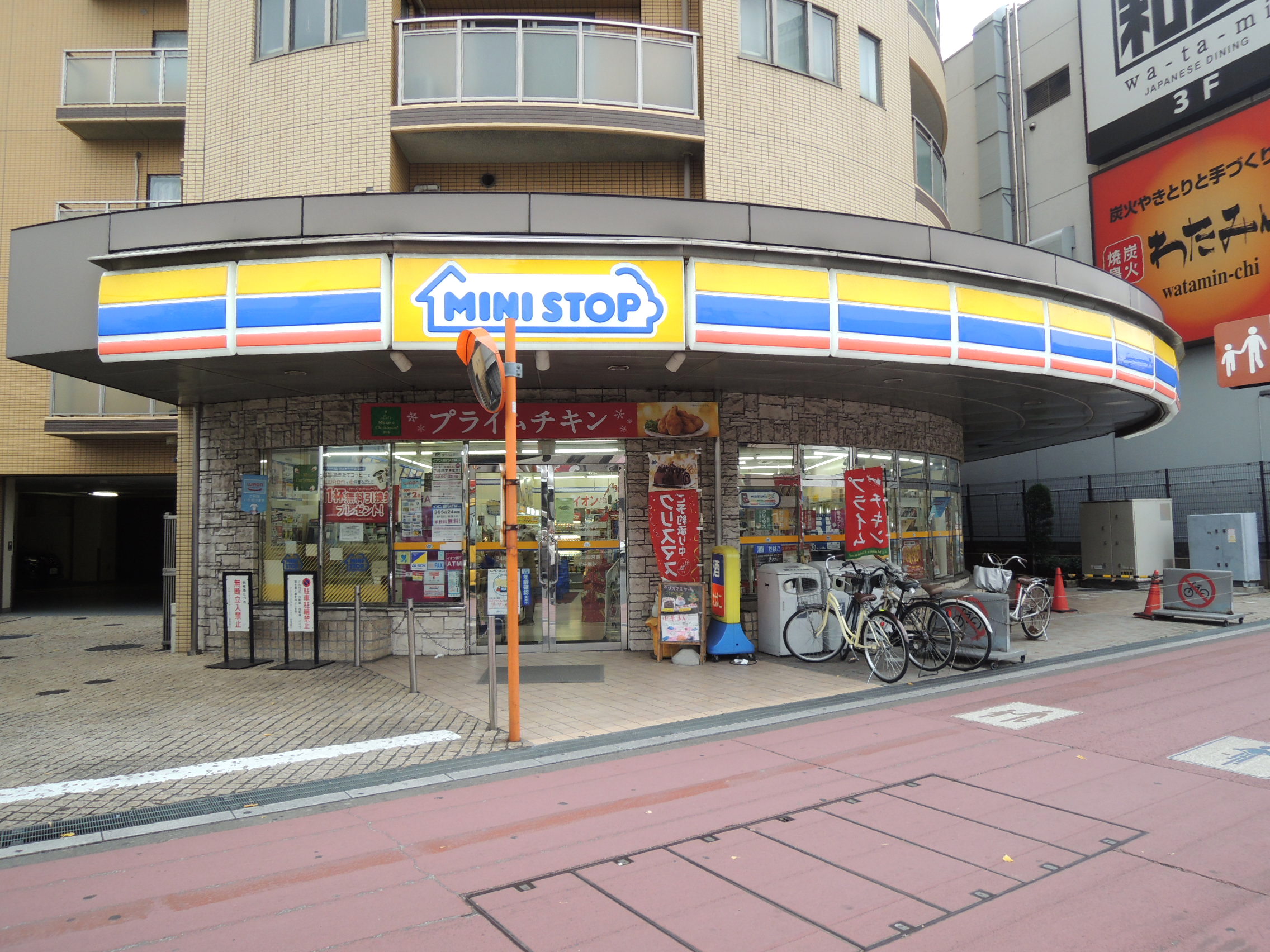オリーブハウスⅥ コンビニ