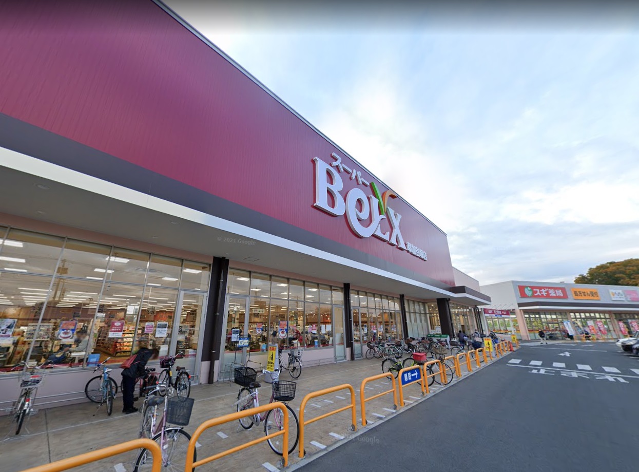 エムフラッツ新里 スーパー