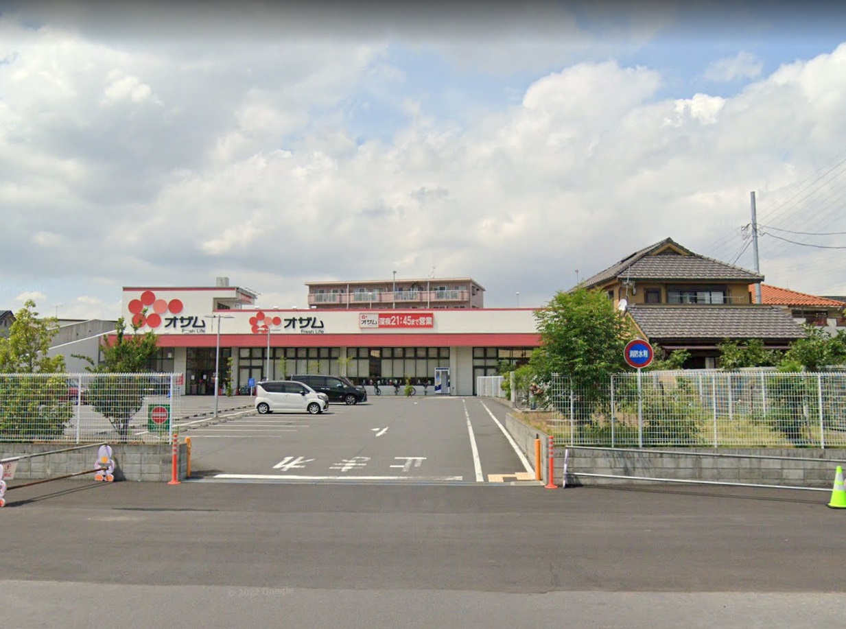 エムフラッツ新里 スーパー