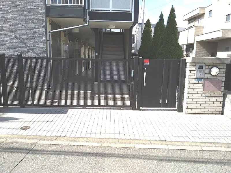 トレ エントランス