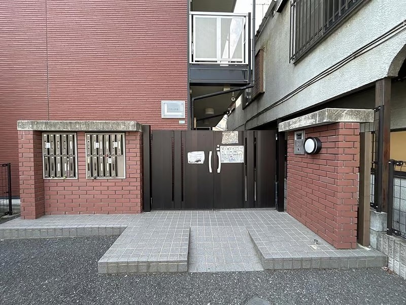 パタータⅢ エントランス