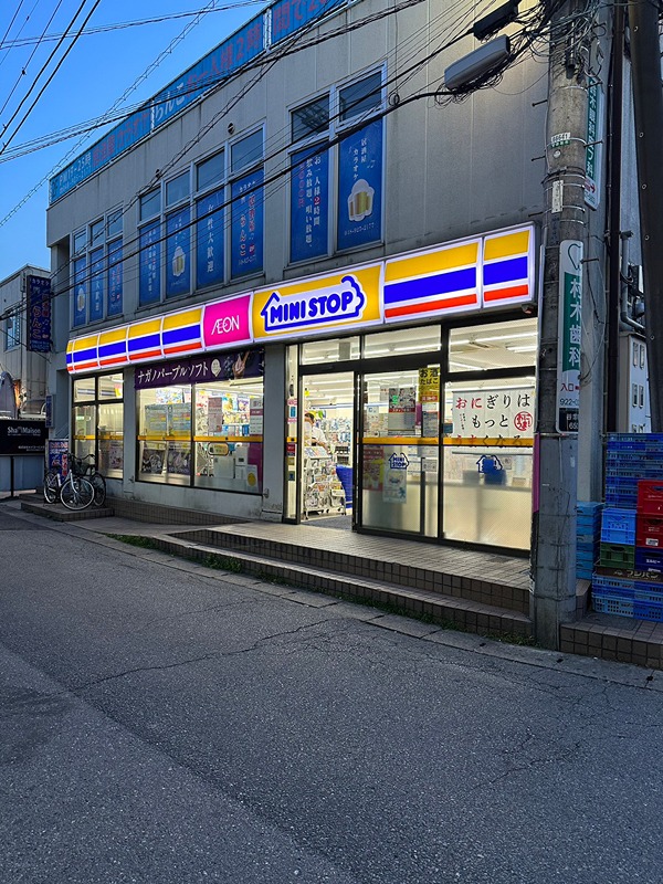 バリオクラーロ コンビニ