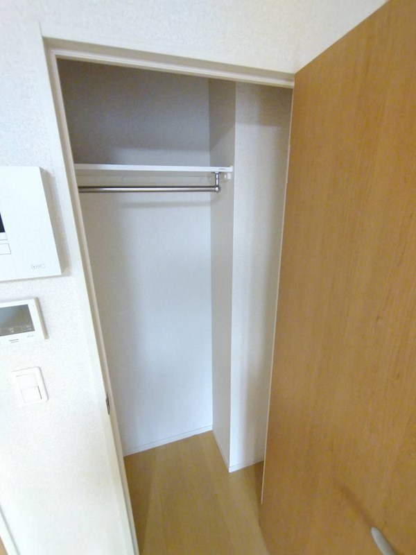 クーラ　ルガル 収納