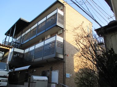 アドラブール千寿 301号室 外観