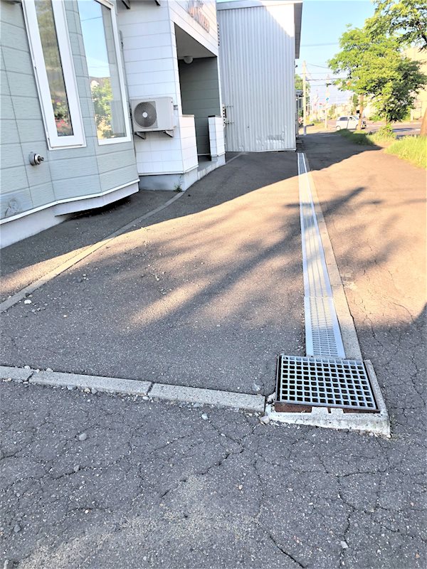 アクティブ２２０ 駐車場