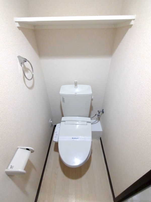 雅 トイレ
