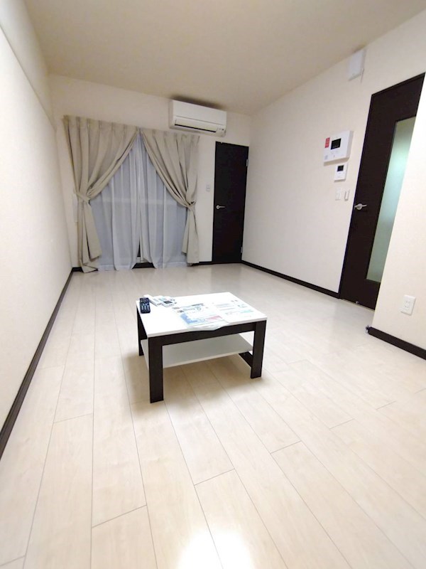 雅 リビング