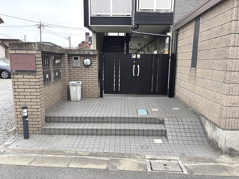 クイント エントランス