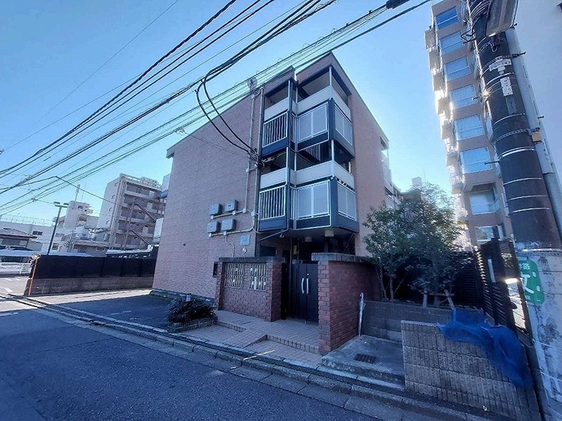 ゼルコヴァ 外観