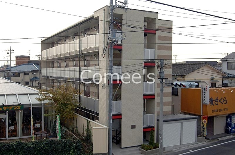 クワトロ 401号室 外観
