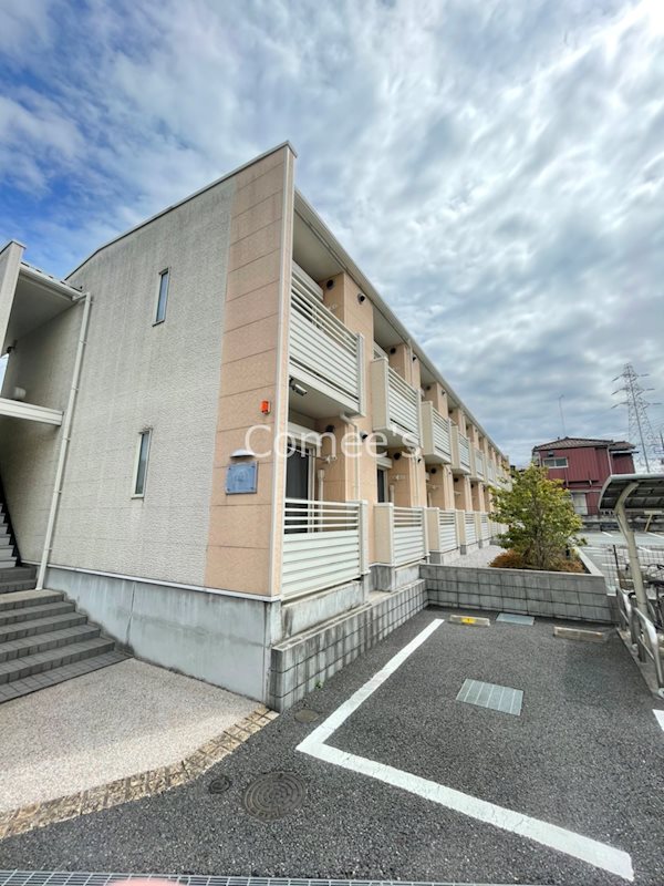プラム 外観