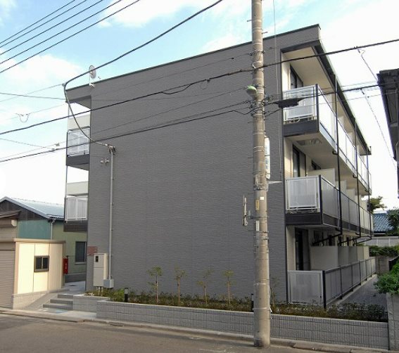 アヴリオ 外観