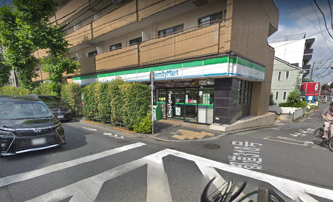アムール梅ヶ丘 コンビニ