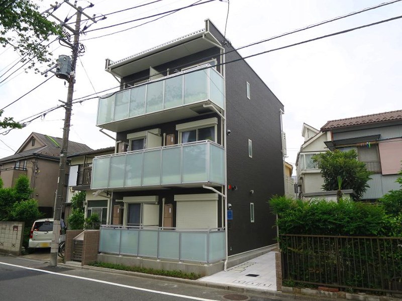 チァフル　上野毛 301号室 外観
