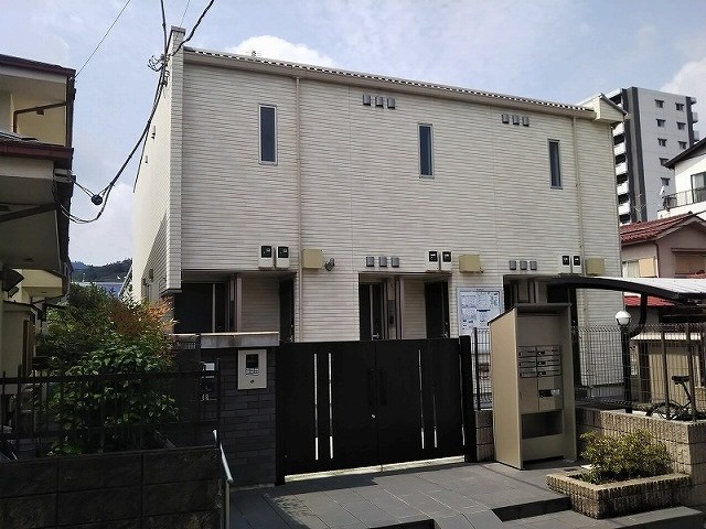楓 102号室 外観