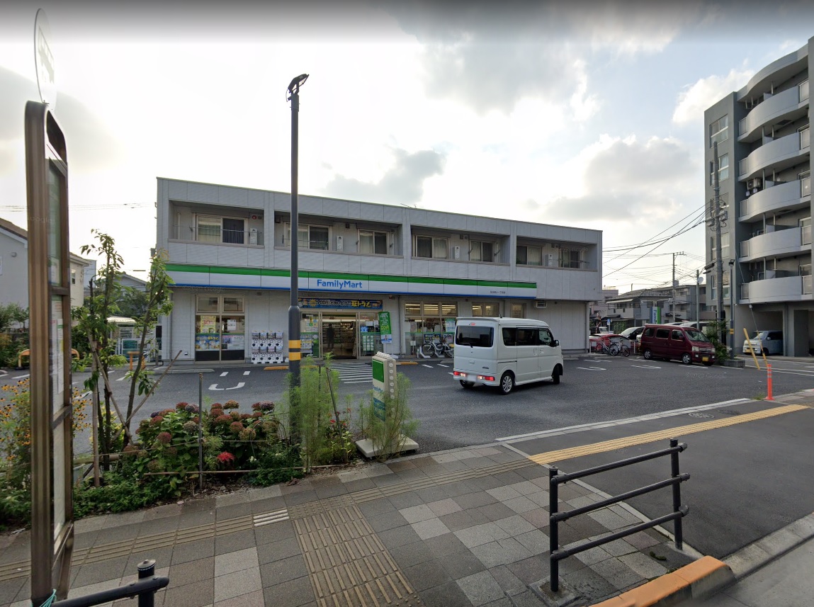 東京都足立区舎人３丁目14-1 コンビニ