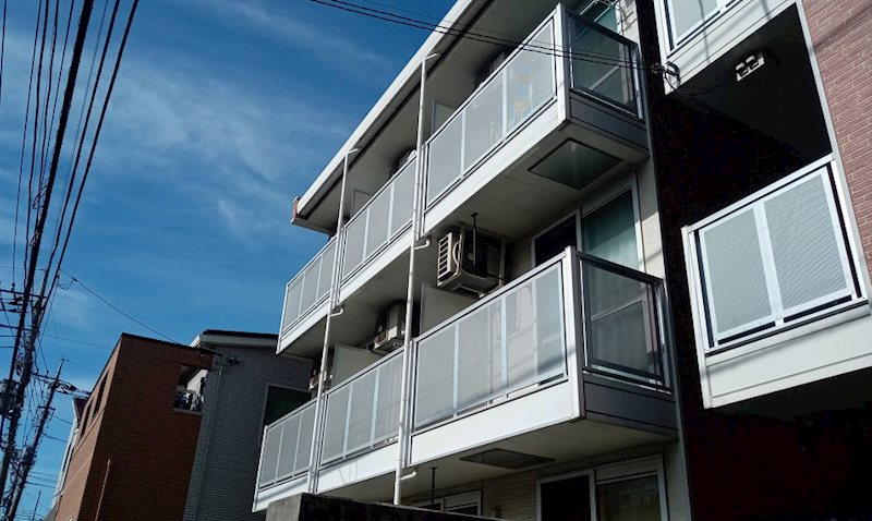 カリス  外観