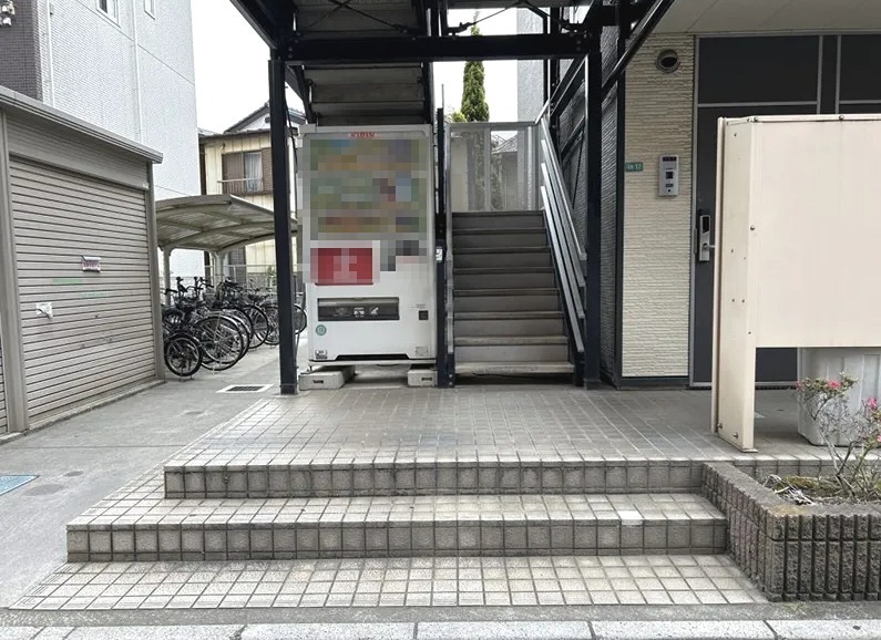 アピラ エントランス