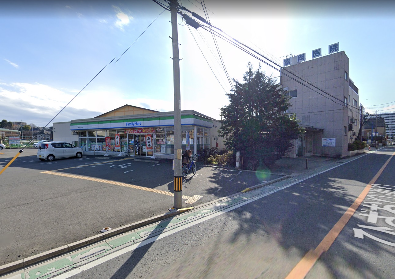 埼玉県新座市畑中１丁目7-13 コンビニ