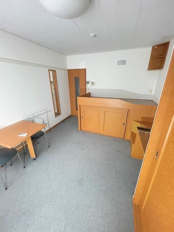 ラヴィー リビング