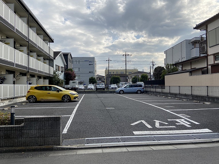 プレジオ 駐車場