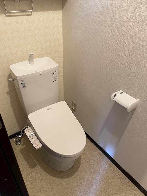 NEST トイレ