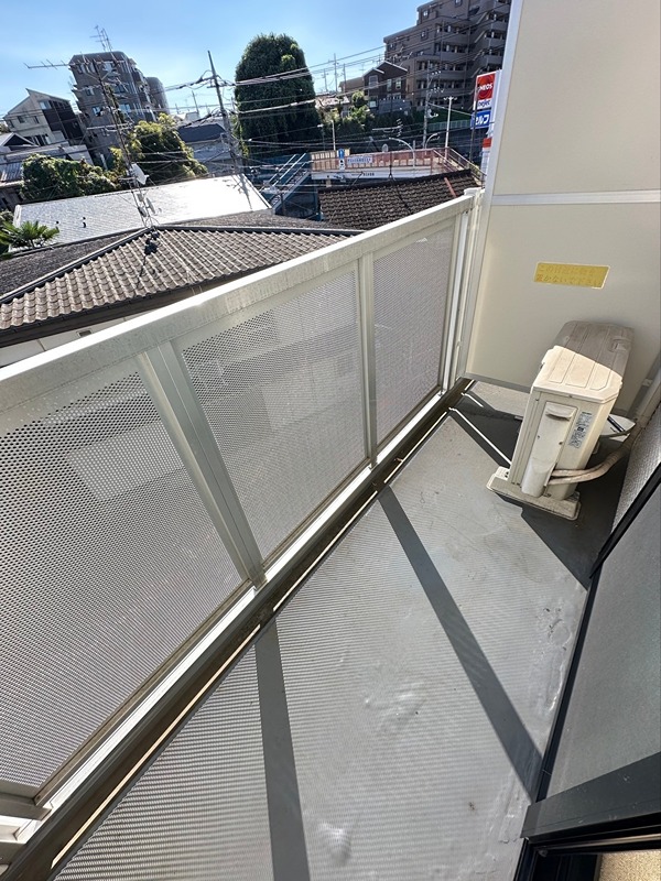 ホワイトヒルズⅡ ベランダ