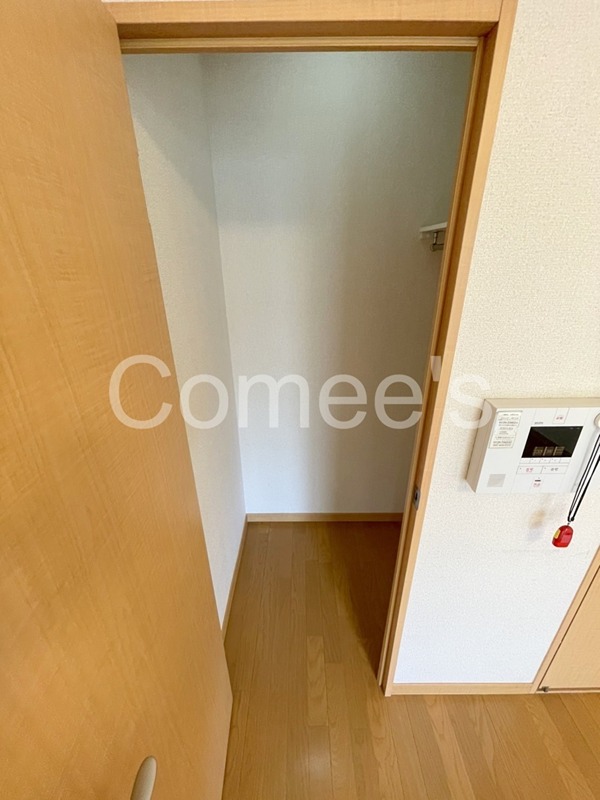 アズール新都心 収納