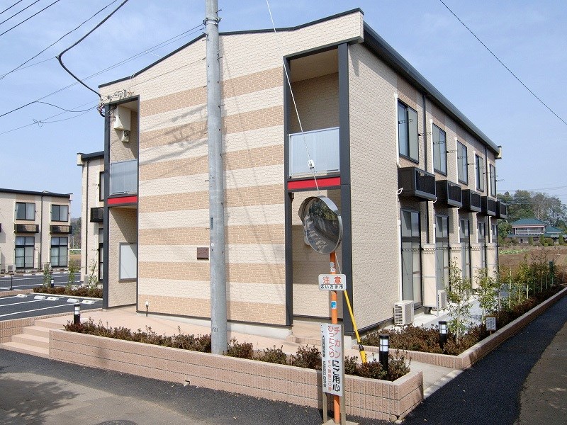 サンパーク　２６番 202号室 外観