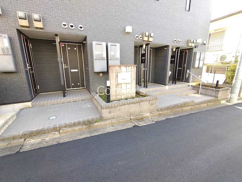 結 エントランス