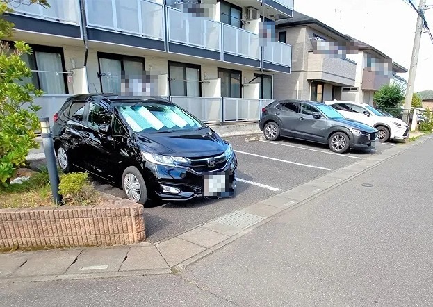 ヴィクトワール 駐車場