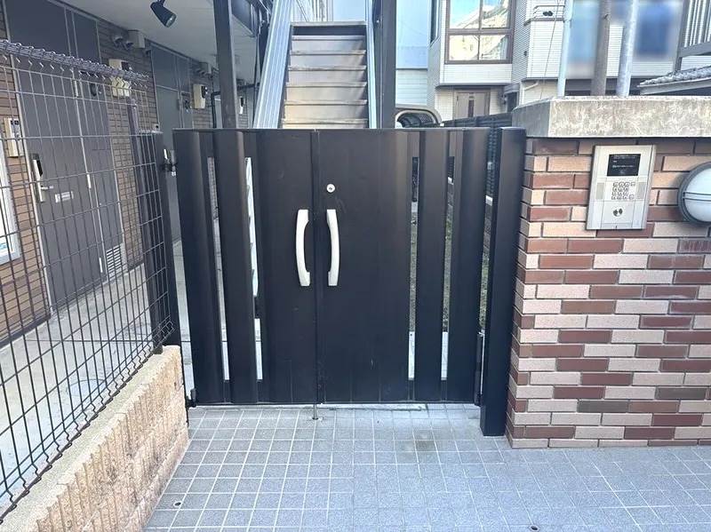 東京都板橋区前野町６丁目7-10 エントランス