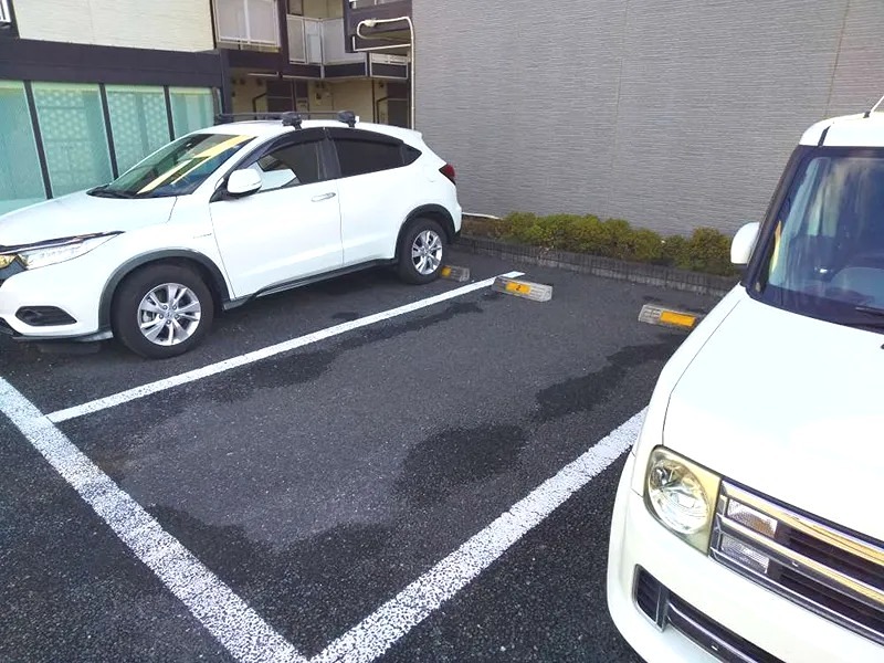 カーニバルⅠ 駐車場